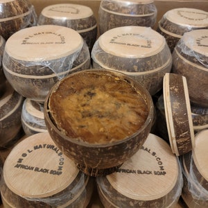 Sapone nero africano grezzo in vaso di cocco di MGL Naturals / Dal Ghana, Africa occidentale