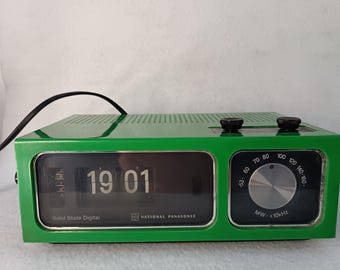 Vintage 1970s National Panasonic RC 1044 B Solid State Flip Clock