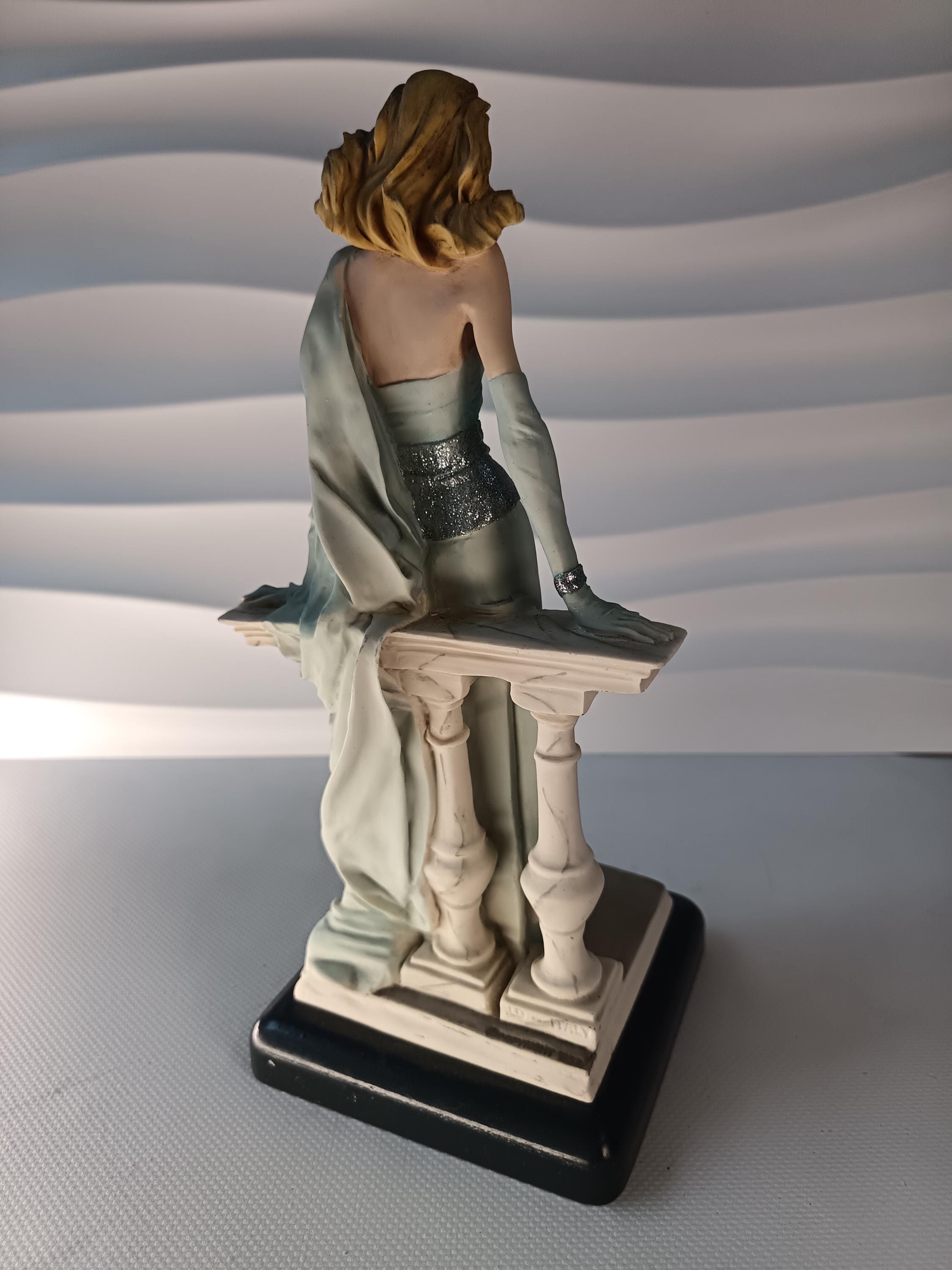 Resin Figurine Depicting an Elegant Woman. A Work by Vittorio