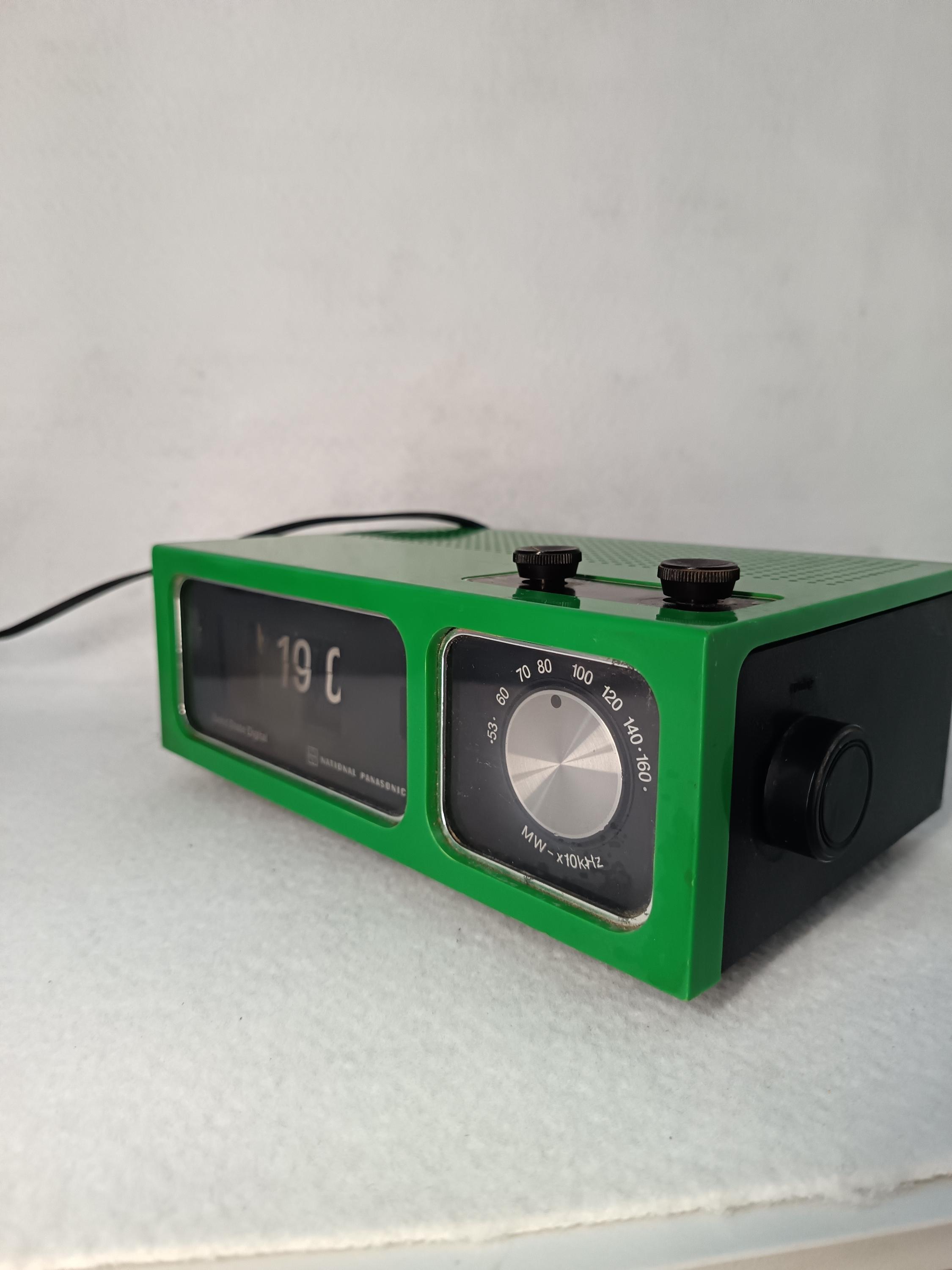 Vintage 1970s National Panasonic RC 1044 B Solid State Flip Clock