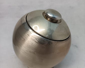 Ice bucket  space-age style, 1970s, designed by Aldo Tura for Macabo.