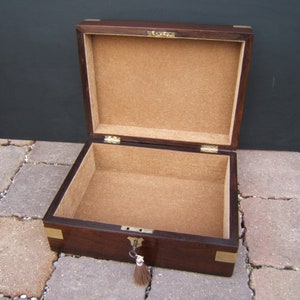 Antique jewellery box Victorian 19th century, inlaid, document, vintage wood, ring, necklace, watch, pendant, brooch, bracelet, gold, silver