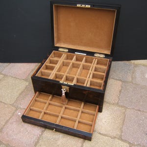 Antique jewellery box Victorian 19th century, inlaid, document, vintage wood, ring, necklace, watch, pendant, brooch, bracelet, gold, silver