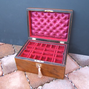 Antique jewellery box Victorian 19th century, inlaid, document, vintage wood, ring, necklace, watch, pendant, brooch, bracelet, gold, silver