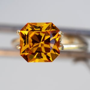 4.5 carat Lab Sapphire