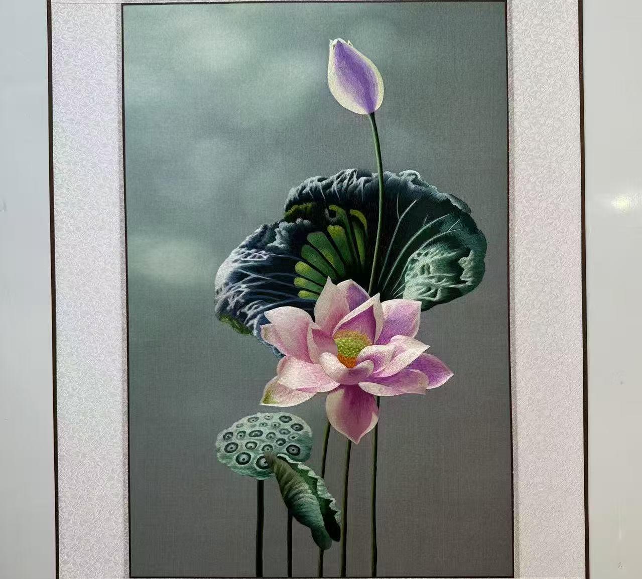 König Seide Kunst handgemachte Stickerei Kunst Eleganz des Lotus《荷韵风》 MB76545