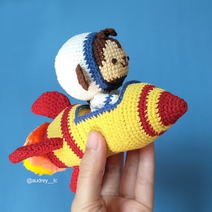 Milo the Rocketeer Crochet Pattern