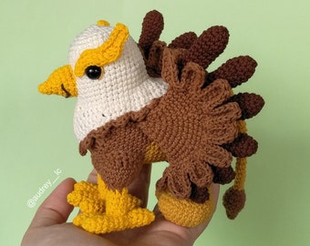 Gold the Griffin Crochet Pattern