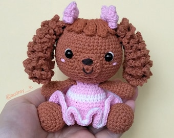 Patrón de crochet para Bonnie el caniche toy