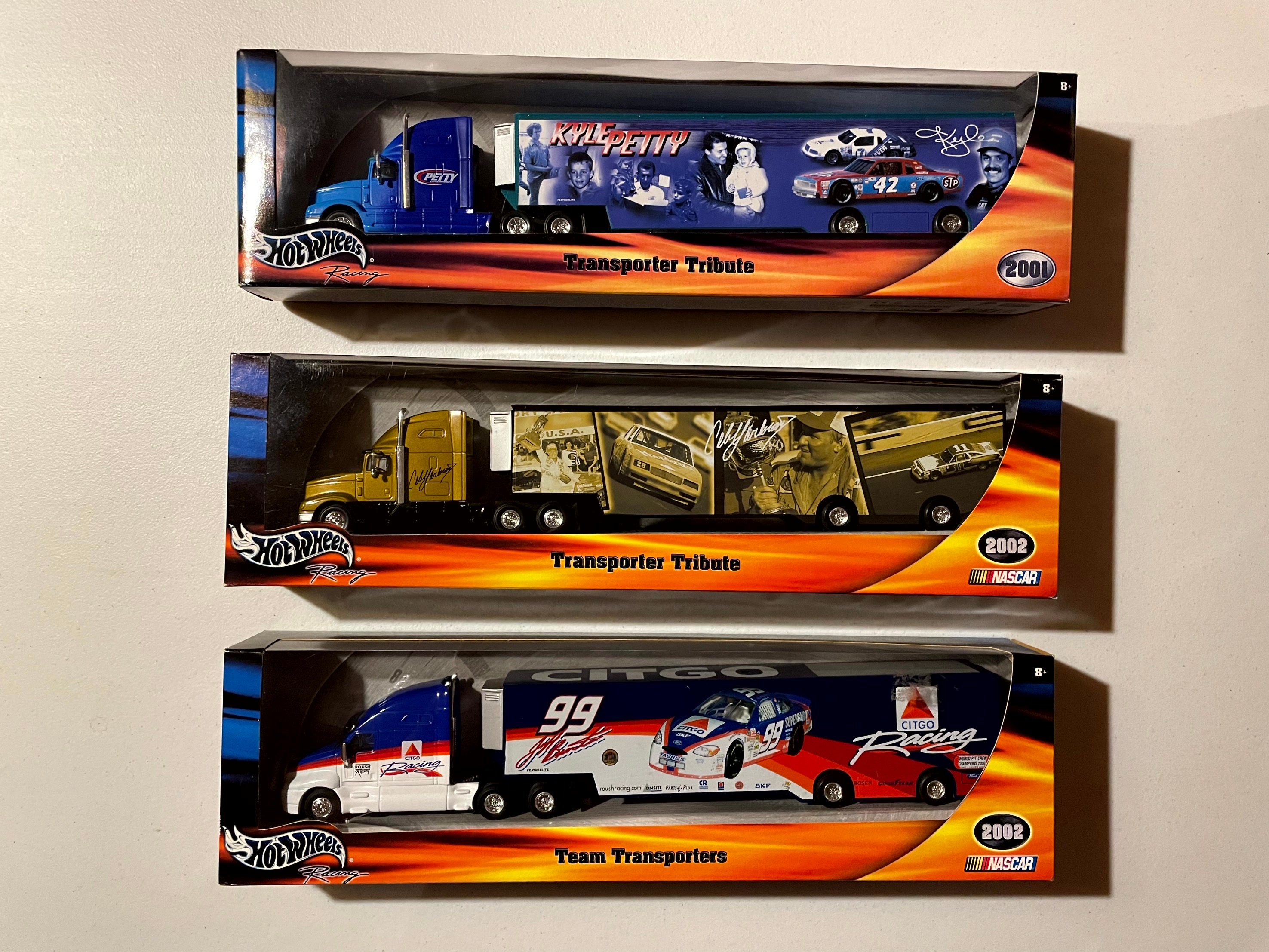 Hot Wheels Racing Nascar Transporter - Kyle Petty / Cale