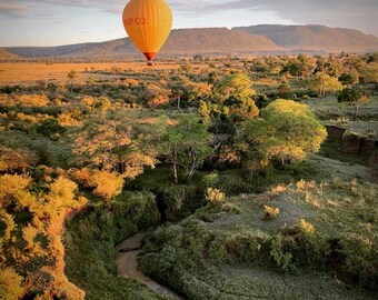 Rivière Mara de la montgolfière; Masai Mara, Kenya, Afrique. Photographie de paysage d’art. Impression de rivière • Photo de rivière • Impression d’Afrique