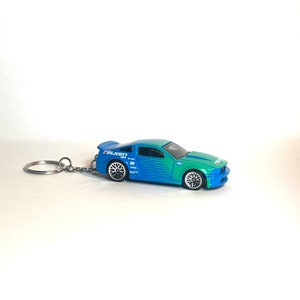 Hot Wheels ‘07 Mustang Falken Keychain