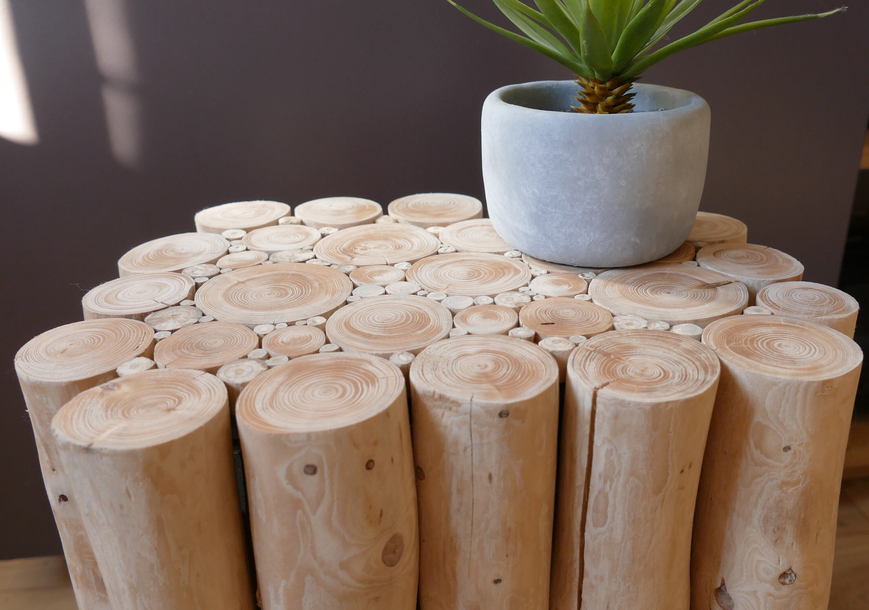 Table de Chevet en Rondins - Bout Canapé Bois