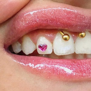 4x Heart Crystals (Swarovski) - various colors