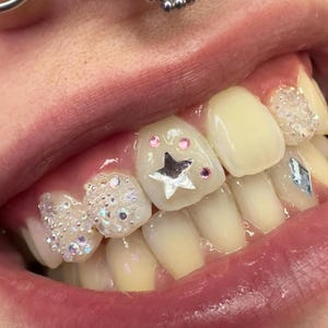 Rivoli Star (Swarovski) for Tooth Gems
