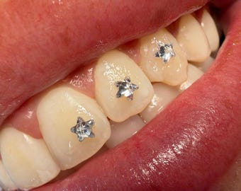 3 mm - mini crystal star / micro star tooth gem