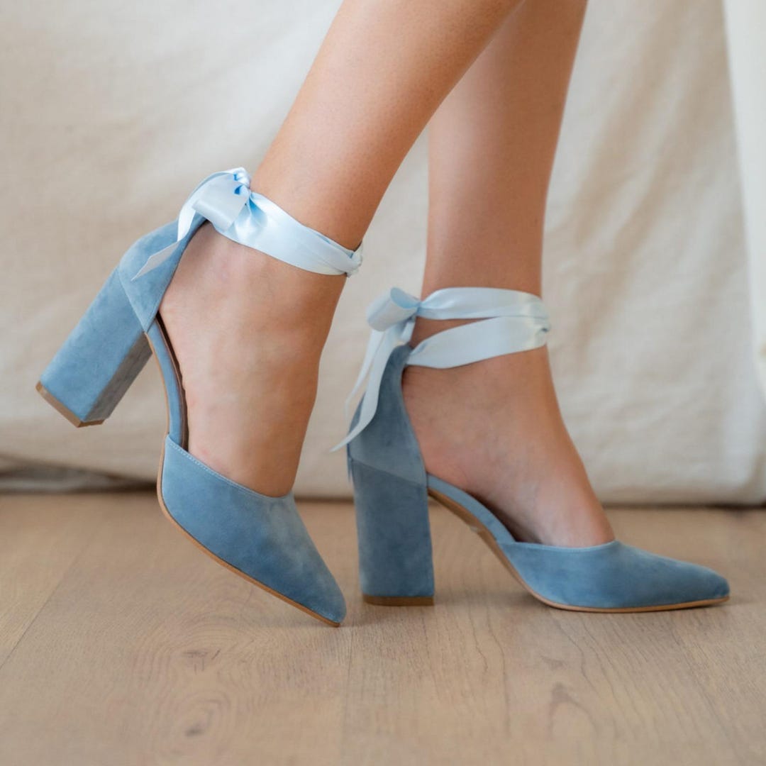 Cute closed toe heels discount