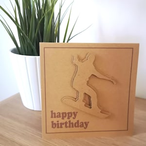 Carte d'anniversaire de snowboarder rustique Carte d'anniversaire de snowboarder kraft