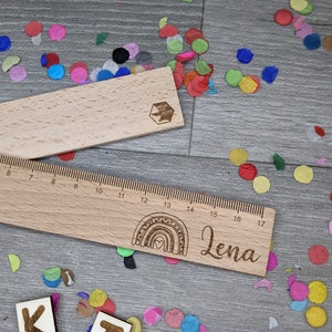 Personalisiertes Lineal 17cm Holzlineal Einschulung Wunschname Motiv Geschenk für Kinder Geburtstagsgeschenk Maßstab Gravur Bild 3