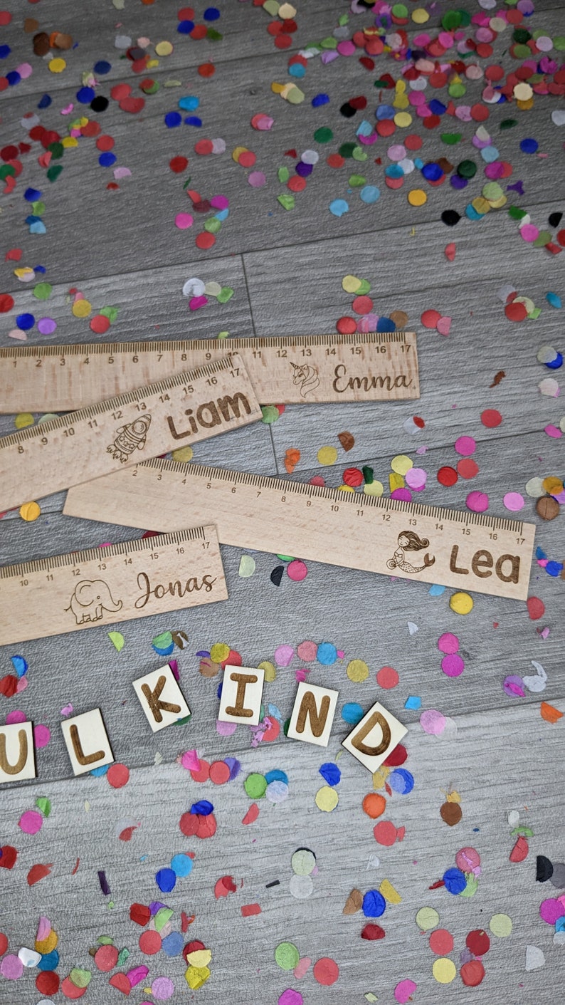 Personalisiertes Lineal 17cm Holzlineal Einschulung Wunschname Motiv Geschenk für Kinder Geburtstagsgeschenk Maßstab Gravur Bild 2