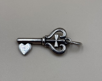 s-l400.jpg James Avery small cupid hearts charms Retired display picture 1