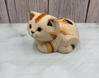 Vintage Artesania Rinconada Calico Cat Figurine - Signed Piece