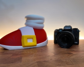 Super Size Sonic the Hedgehog Shoe - Retro Gaming Display Piece - 3D Printed