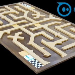 Piste de Labyrinthe en Bois CNC pour Robot de Programmation BOLT+ | Jeu STEM Labyrinthe (Fichier Numérique)