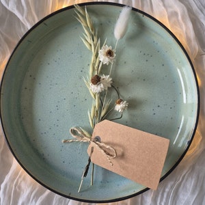 Neutral Langer Stiel | Getrocknete Blumen Ortsname | Mini Blumenstrauß | Blumen-Hochzeits-Bevorzugung | Getrocknete Blumen-Namensschild-Gedeck | Blume