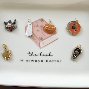 Spooky Kindle Charms