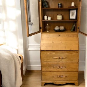 Vintage Solid Wood Hutch Cabinet