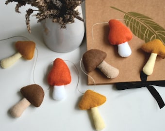 Handmade Felt Mushroom Garland: Autumn Decor