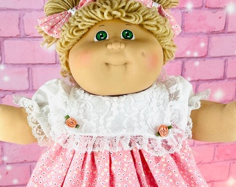 Vintage 1984 Cabbage Patch Kid Doll, Beige Curly Hair, Green Eyes