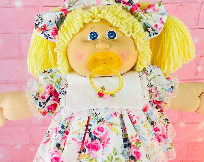 Vintage 1985 Cabbage Patch Kid Doll: UT Factory, Blonde Hair, Pacifier