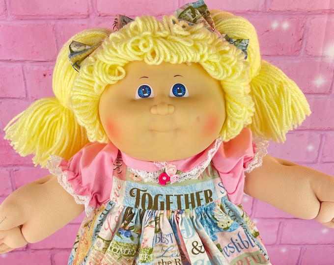 Vintage 1985 Cabbage Patch Kid Doll: Blonde Hair, Blue Eyes, UT Factory HTF