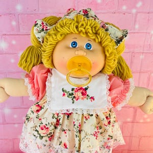 Vintage Cabbage Patch kids collector doll little girl, pacifier blonde cabbage Patch dolls, 1984 P factory Gift for mom 1980s retro toys,