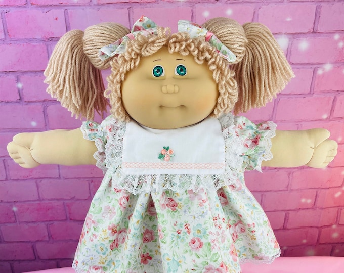 Jesmar Cabbage Patch Kid 1984 Vintage Spain HTF Green eyes Collector Dolls Beige hair green eyes rare collector doll gift for girls