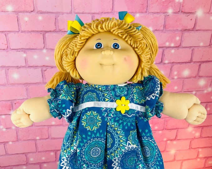 Vintage Cabbage Patch Kid Doll: 1985 Butterscotch Blonde, Aqua Paisley Dress