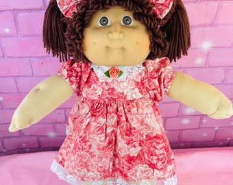 Vintage 1985 Jesmar Cabbage Patch Kid Doll: Brown Hair, Floral Dress