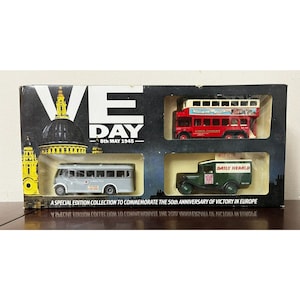 Vintage Lledo Days Gone VE DAY 3-Car Pack Special Edition Collection Bus Truck