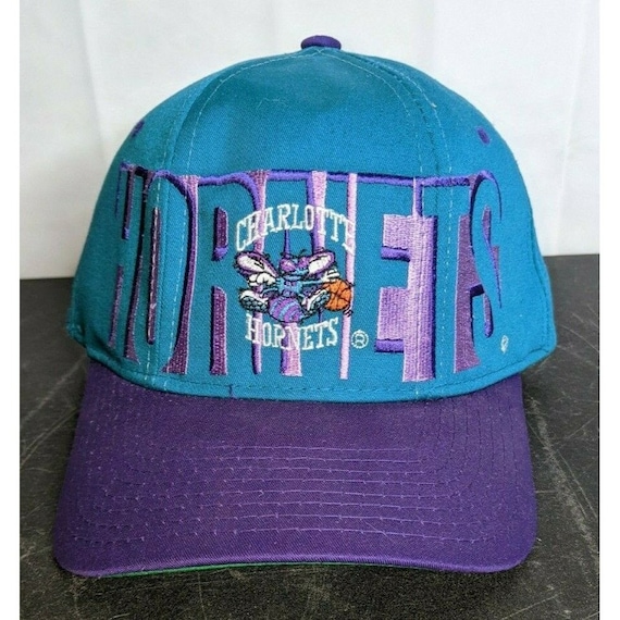 Vintage Starter 90s Charlotte HORNETS NBA Basketball Tri-power 