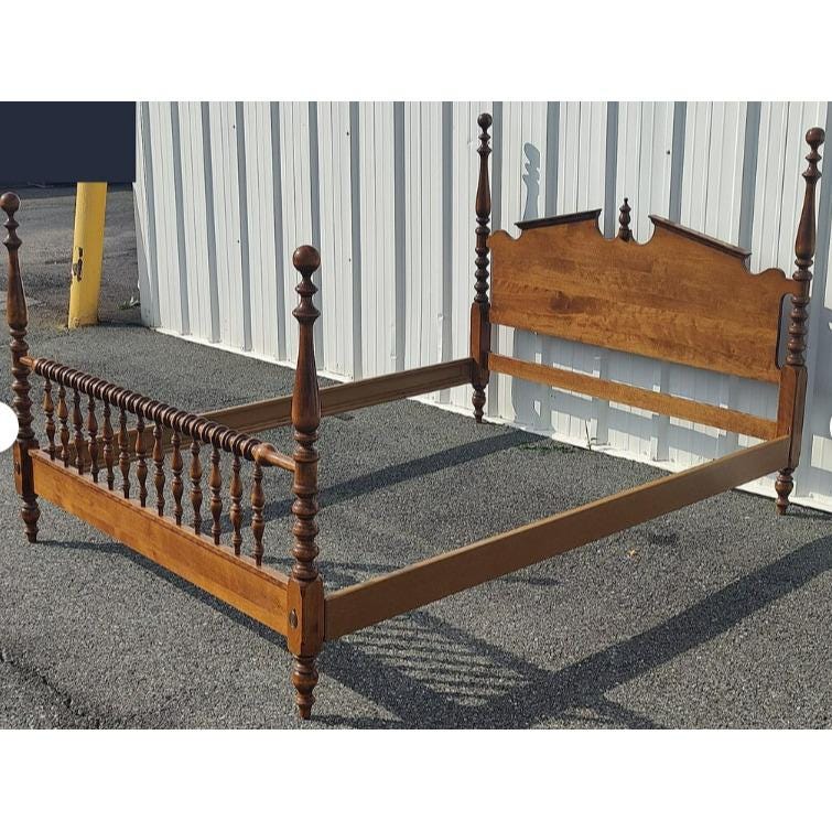 Ethan Allen Heirloom Nutmeg Maple Queen Colonial Four Poster