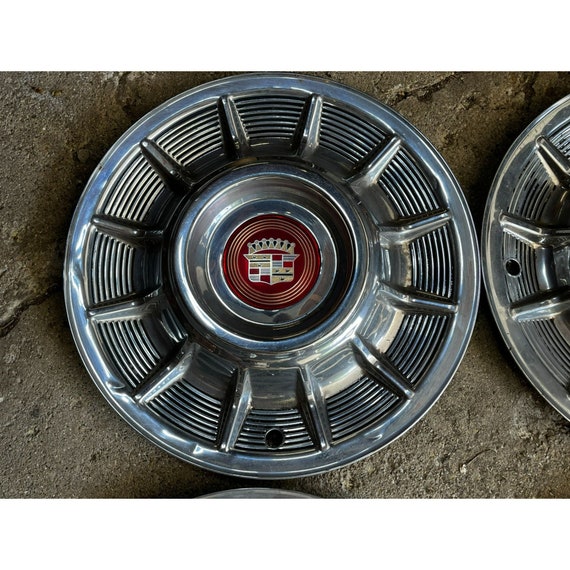 1957 57 Original Cadillac Hubcap Set With Center Medallion Oem - Etsy