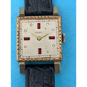 BULOVA WRISTWATCH 17 Jewels Swiss Ruby & stones runs 4 repair / parts