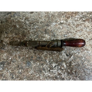 MILLERS FALLS No. 4 Mini Hand Drill - 97918 – Jim Bode Tools