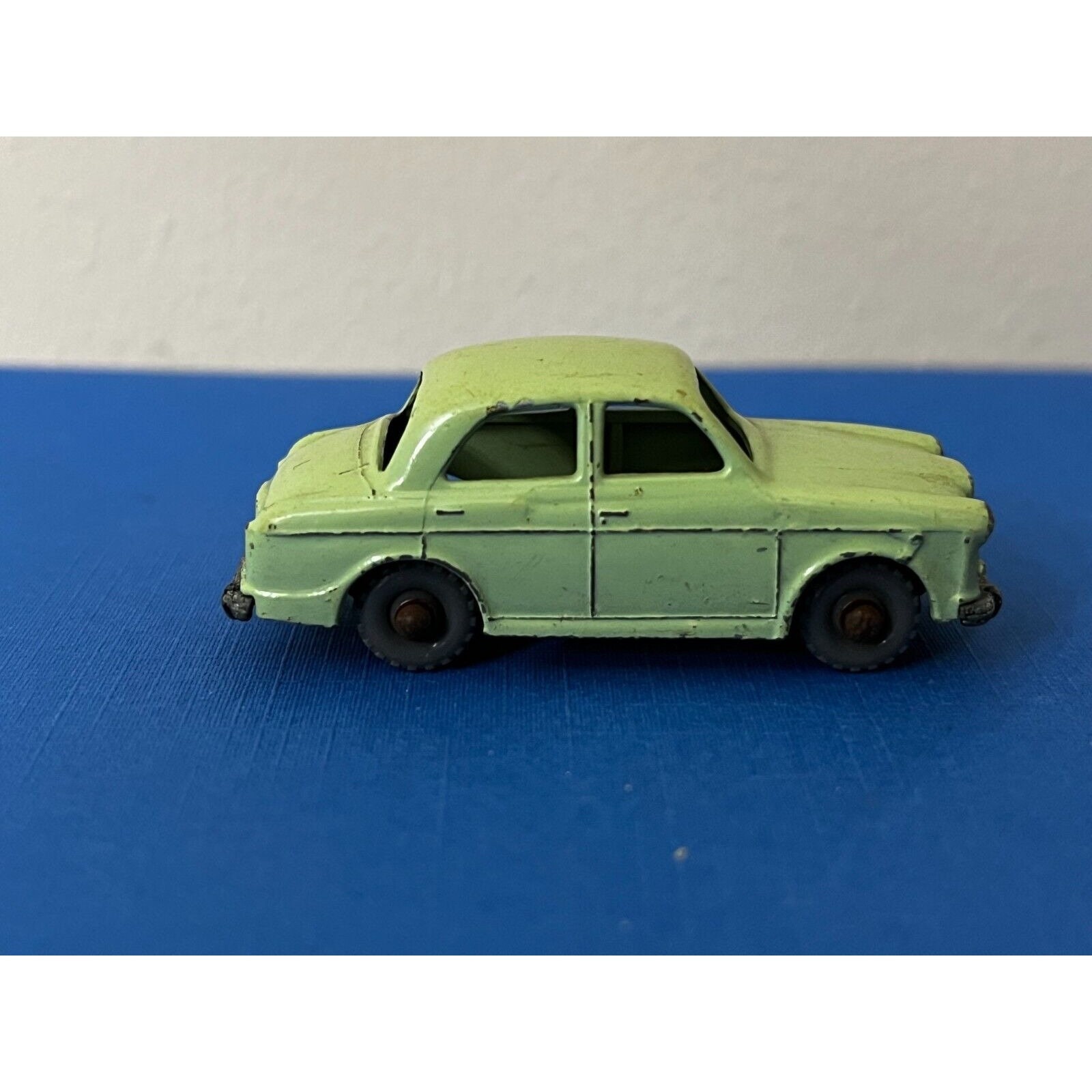 ミニカー MATCHBOX No.57 Walseley 1500 Vintage MATCHBOX *RARE* 1958 Lesney #57 Wolseley 1500 Sedan
