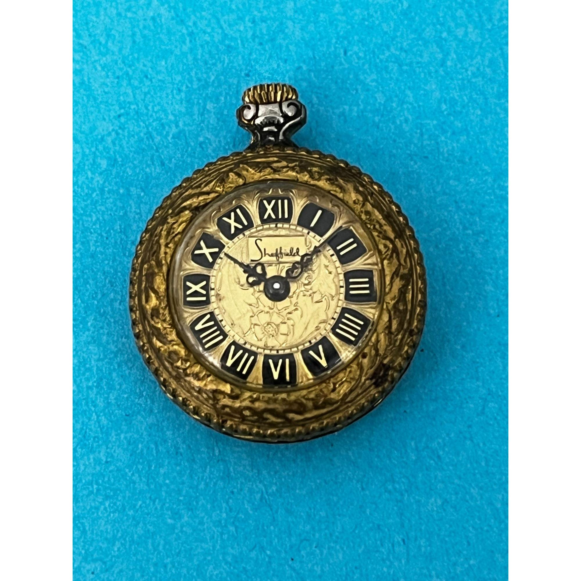 Vintage Womens Sheffield Swiss Made Gold Tone Pocket Watch - Manual Wind 4 repai Vintage Womens Sheffield Swiss Made Gold Tone Pocket Watch  main image 3