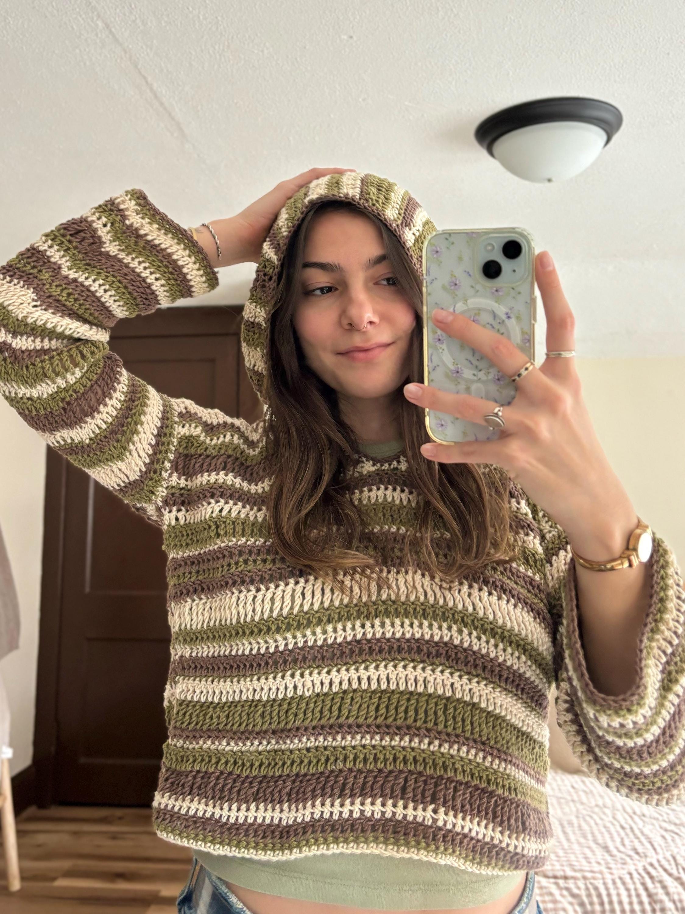 30 Hoodie Crochet Patterns: Cozy Pullovers, Animal Hoods, and Giftable Crochet Ideas 32 Mix & Match Hoodie Crochet Pattern
