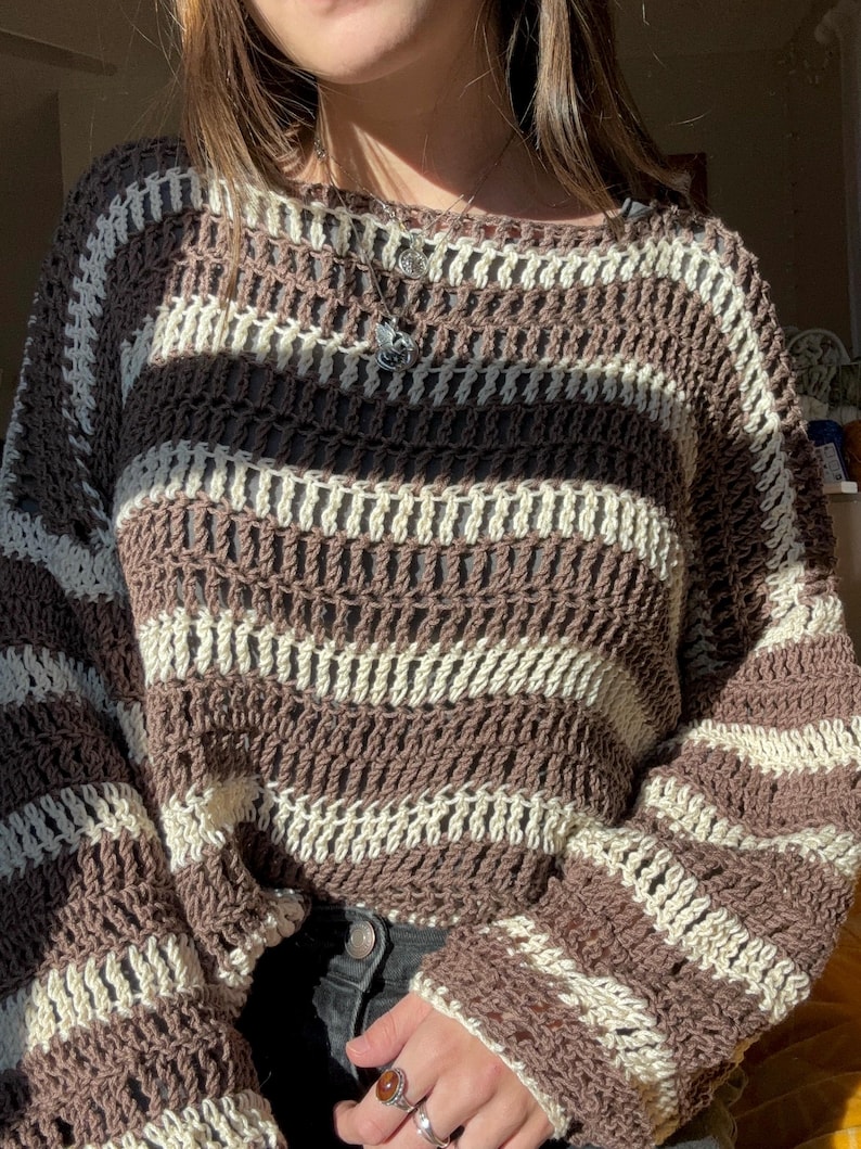 Patrón de crochet para suéter de café y crema imagen 4