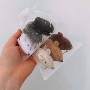 Handmade catnip felt mice, cat toy, mouse cat toy, three pack mice, catnip toy, felt toy, mice, kitty toy, best seller